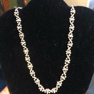 NWT Rhinestone Necklace - Dainty Design is Beautiful ❤️